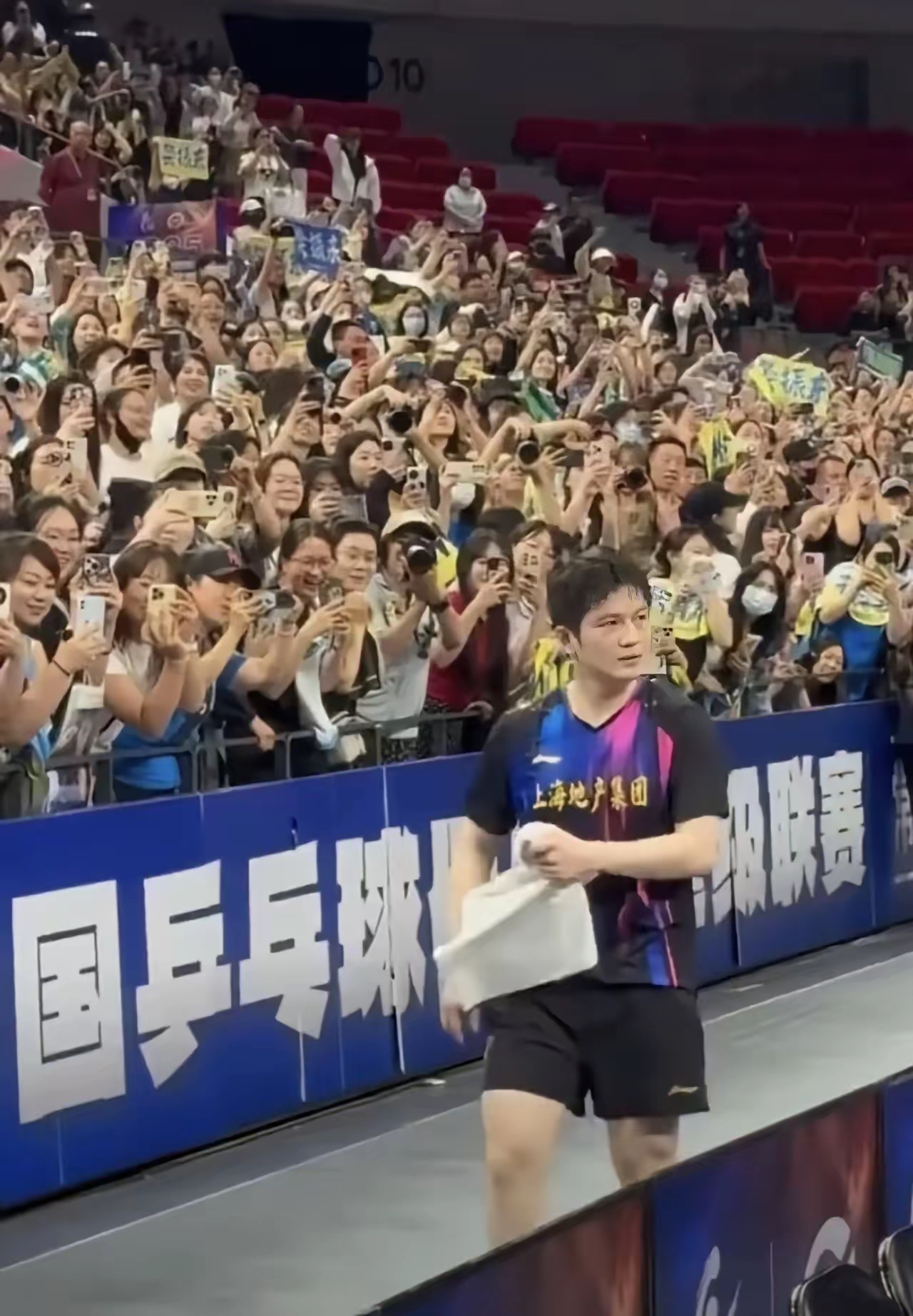 LOL英雄联盟投注竞猜-比利时乒乓球队强势中国乒乓球队，樊振东完成帽子戏法