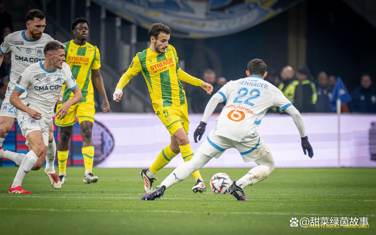 南特客场大胜阿尔勒，豪取三分