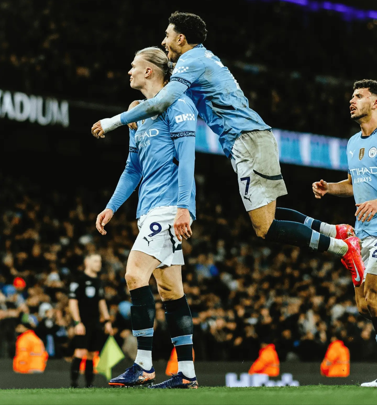 LOL直播入口-曼城能否在斯托克城取得胜利？的简单介绍